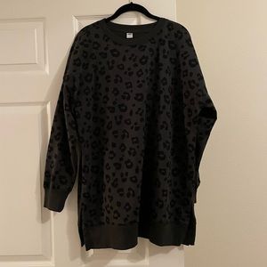New w/o tags old navy leopard sweatshirt